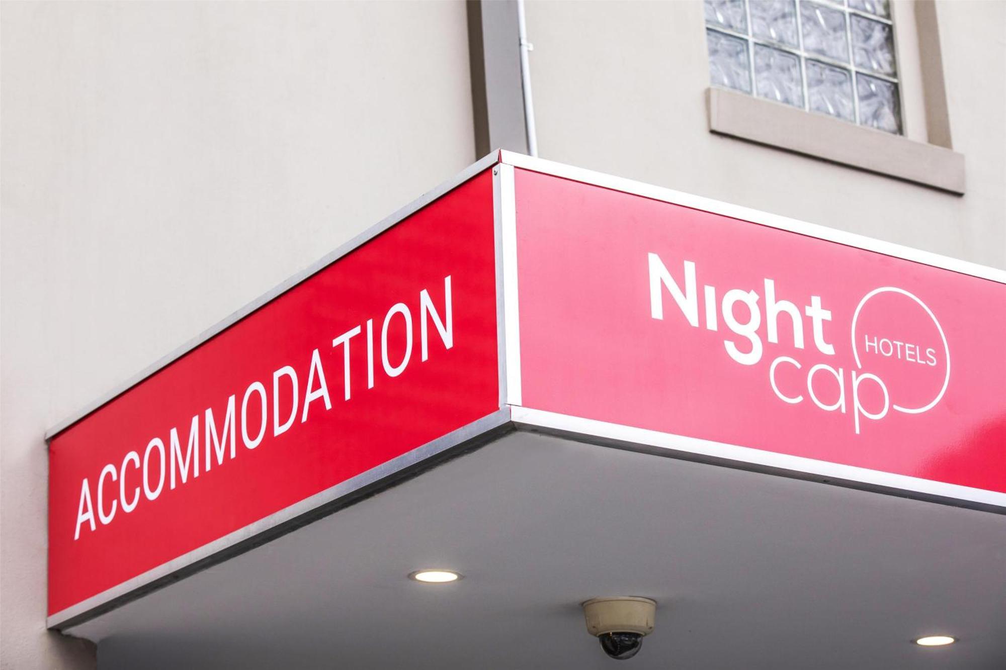 Nightcap At Chester Hill Hotel Bankstown Exteriör bild