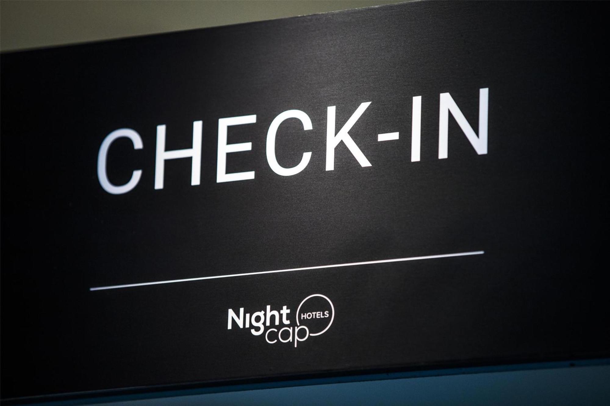 Nightcap At Chester Hill Hotel Bankstown Exteriör bild
