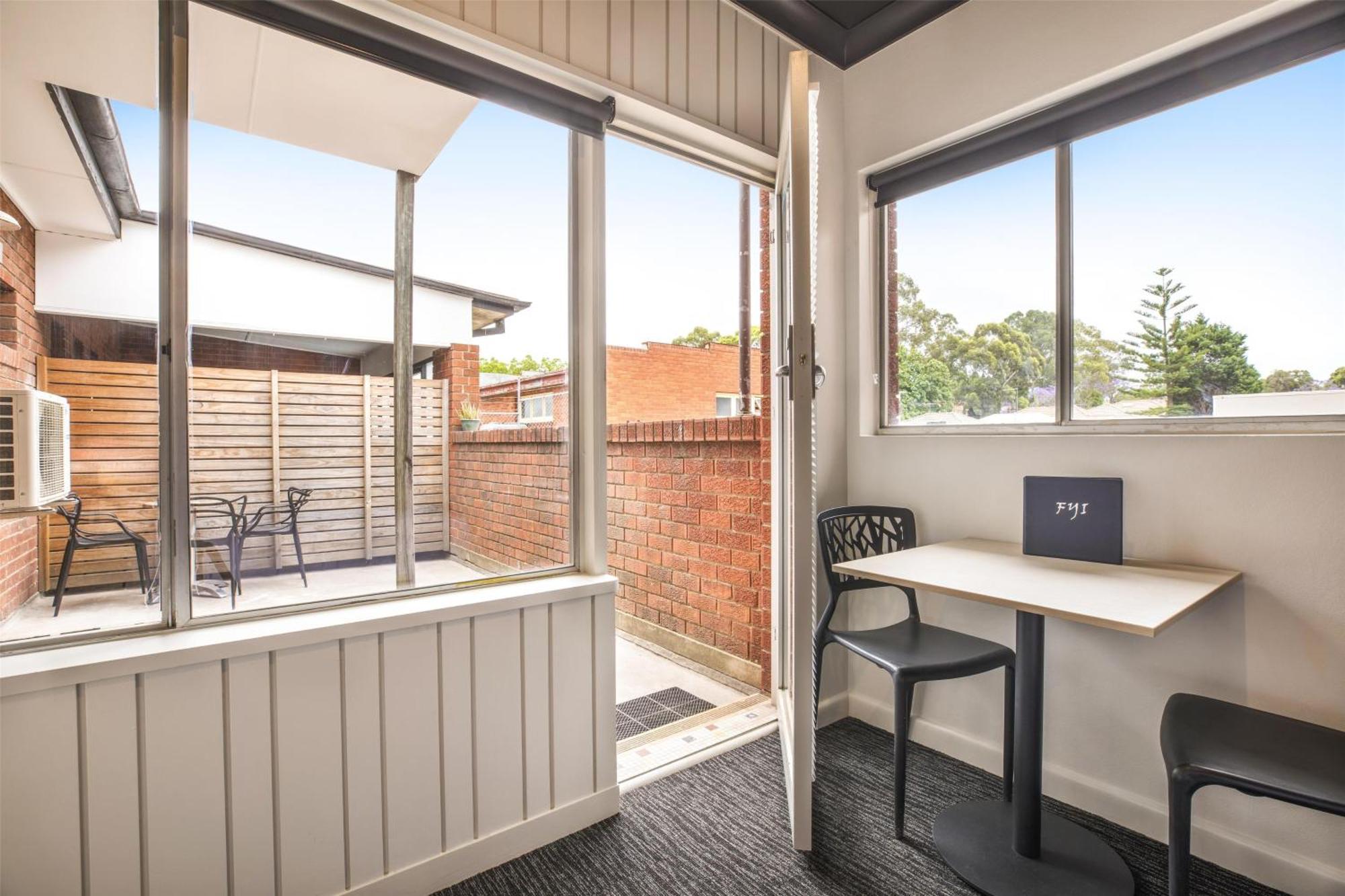 Nightcap At Chester Hill Hotel Bankstown Exteriör bild
