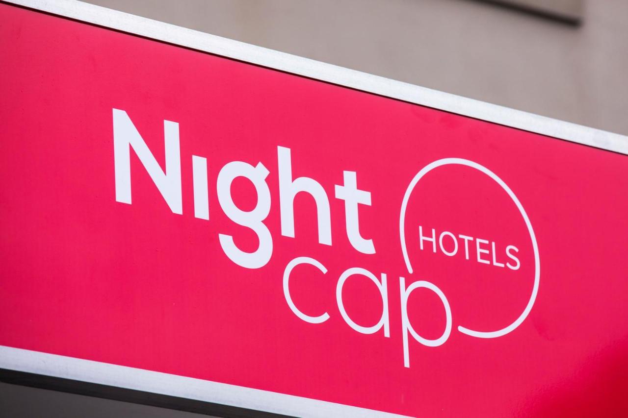 Nightcap At Chester Hill Hotel Bankstown Exteriör bild